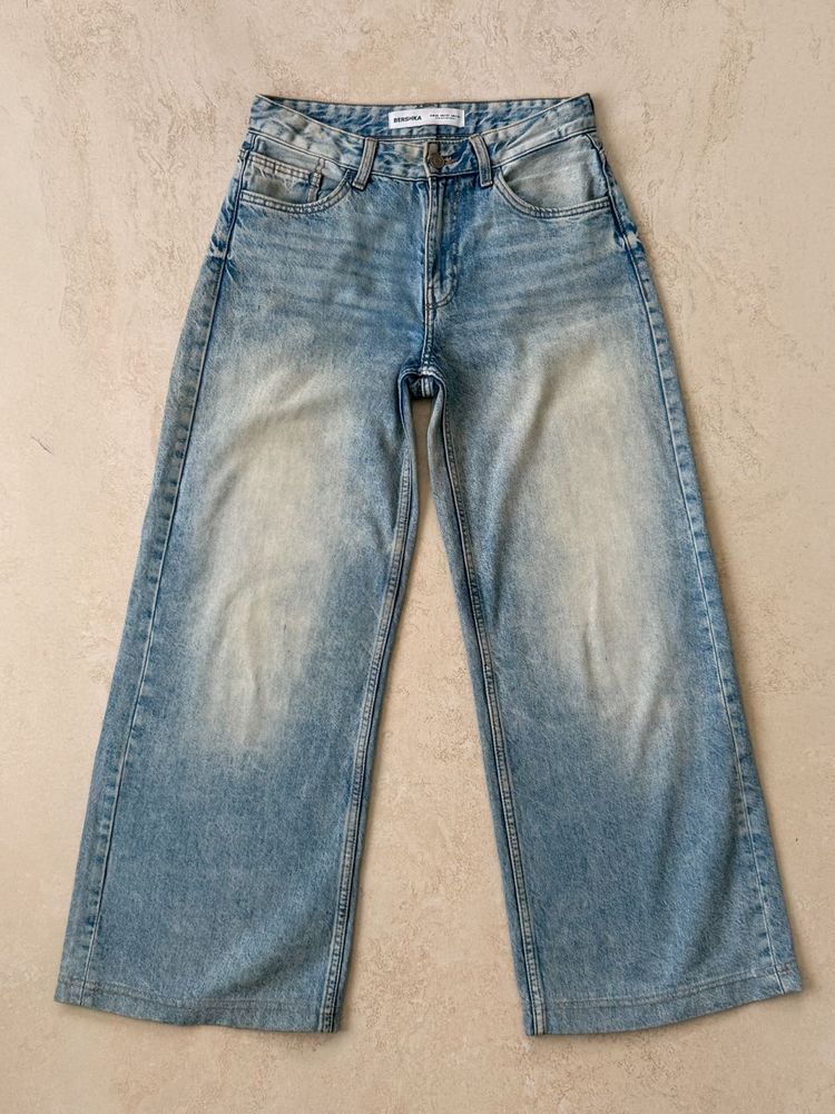 Bershka Wide Leg Light Wash Jeans