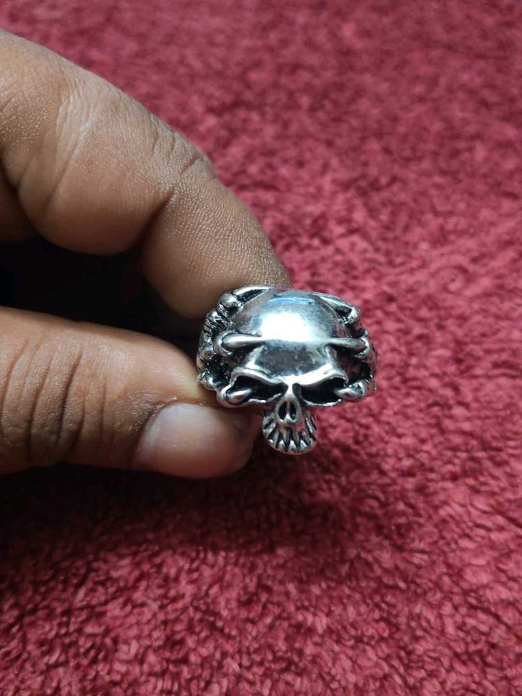 Cool Skull Ring