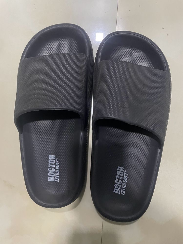 Navy blue Size 8 Doctor Extra Soft Slip On