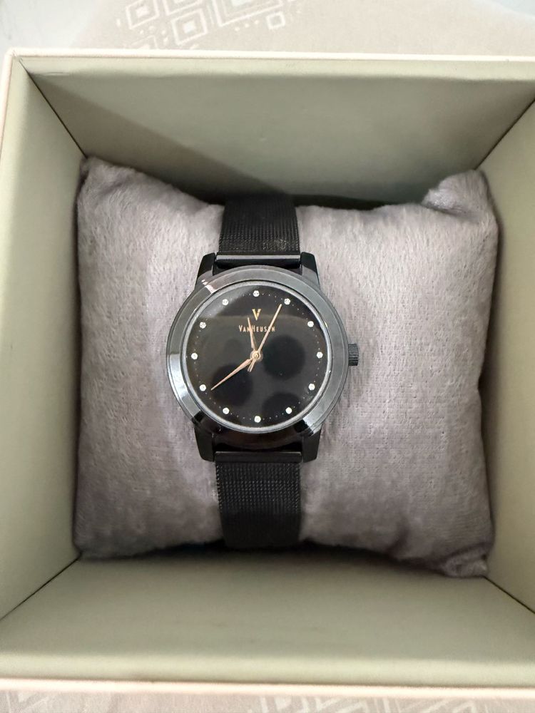 VanHeusen Black Mesh Band Watch