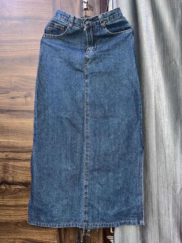 Classic Blue Denim Straight Skirt