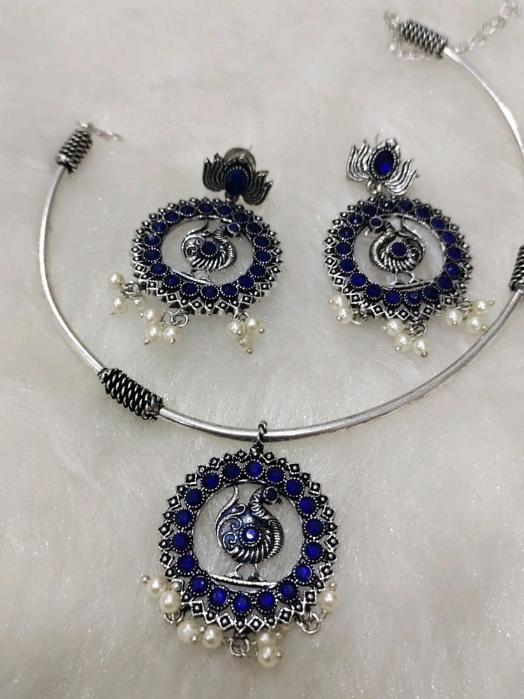 Hasli Necklace
