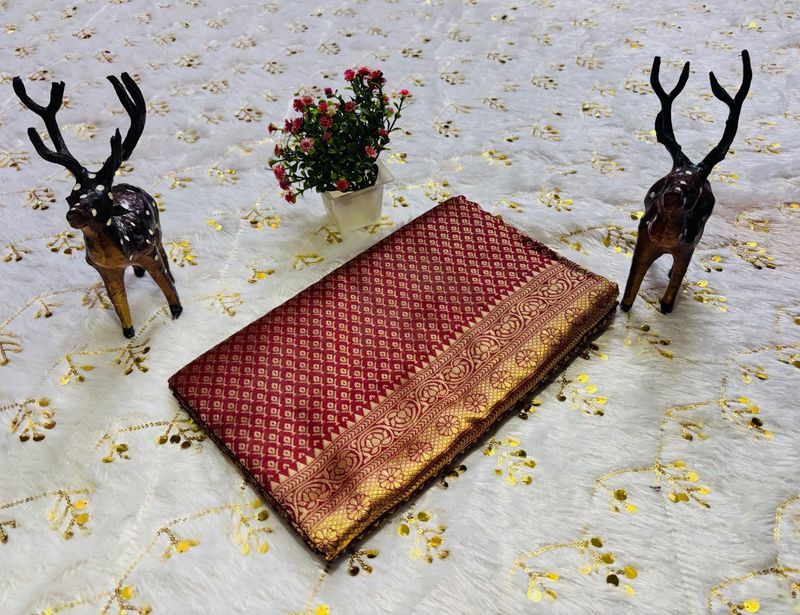 New South Indian Saree with blouse piece