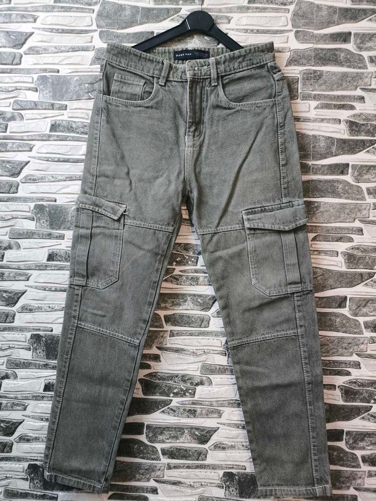 Stylish  Cargo Jeans