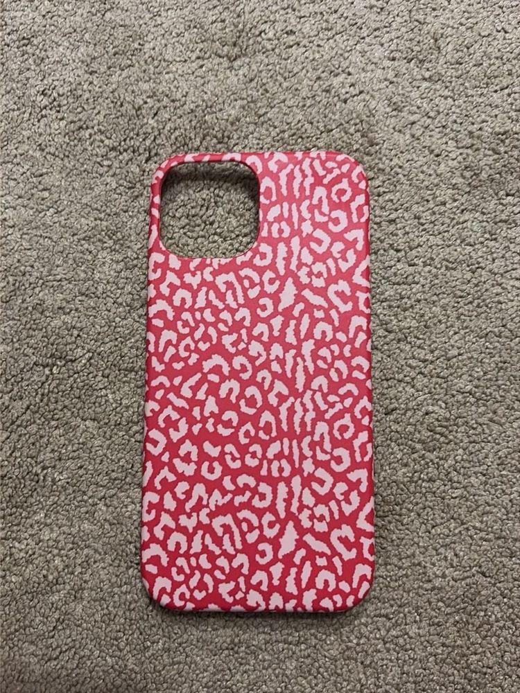 I am selling my 3 cases