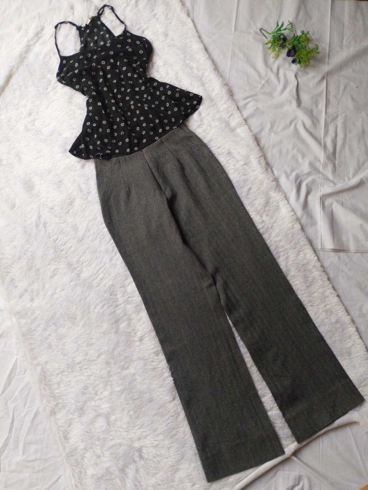 ♥️Chic Black Floral Top &amp; Grey Trousers Set♥️