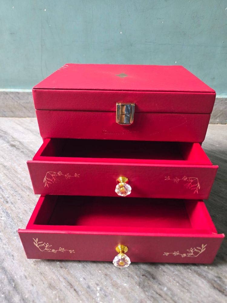 Charlotte Tilbury Brildal Vanity