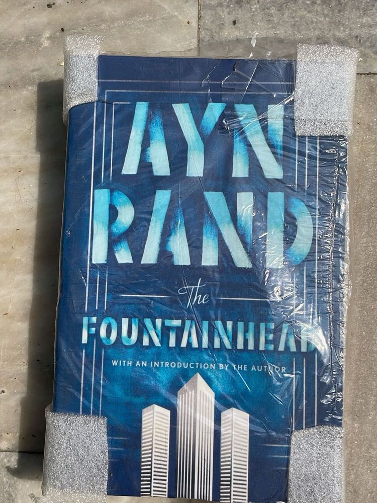 Ayn Rand The Fountainhead [PAPERBACK]