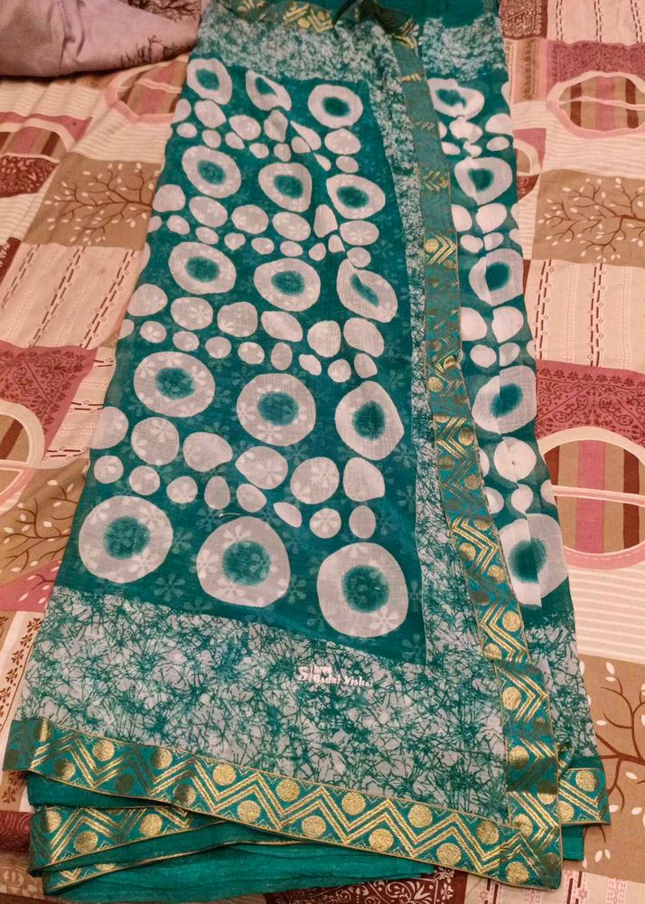 Teal Saree with White Abstract Print