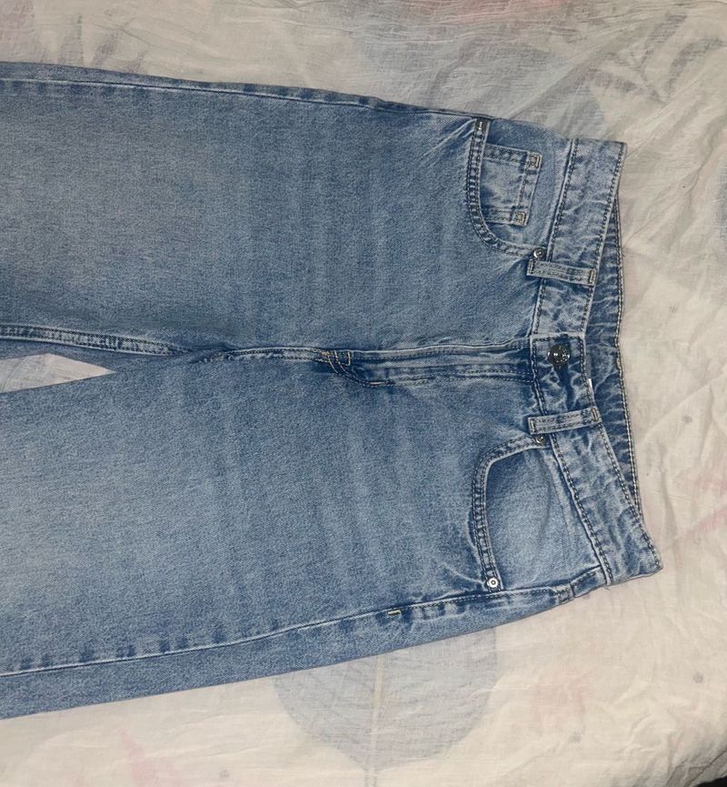 Light Wash Wide Leg Jeans