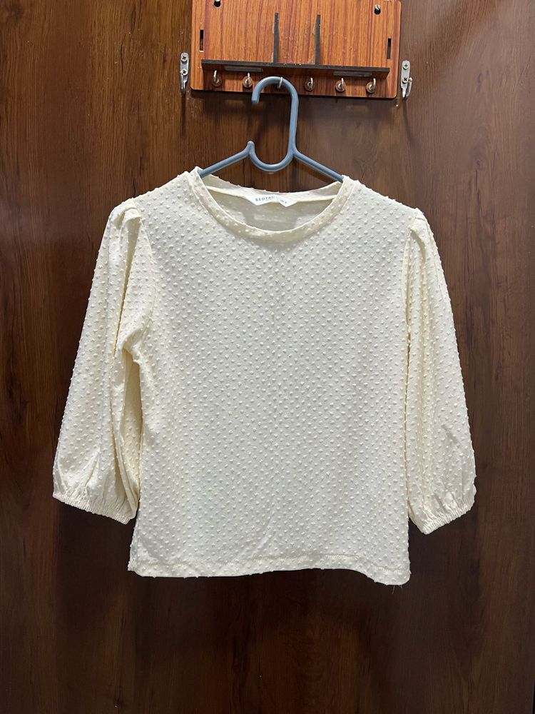 Cream Textured Puff Sleeve Top