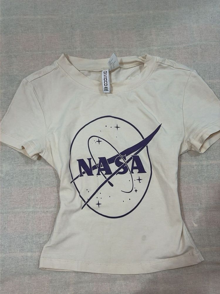 fitted NASA Graphic T-Shirt