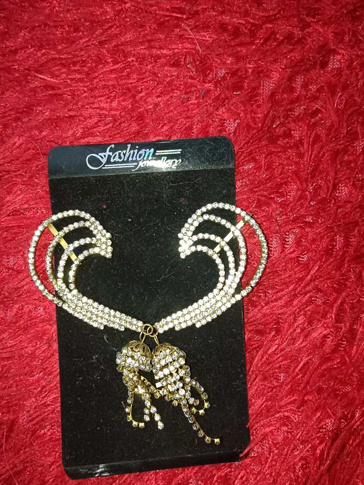 Sparkling Rhinestone Necklace