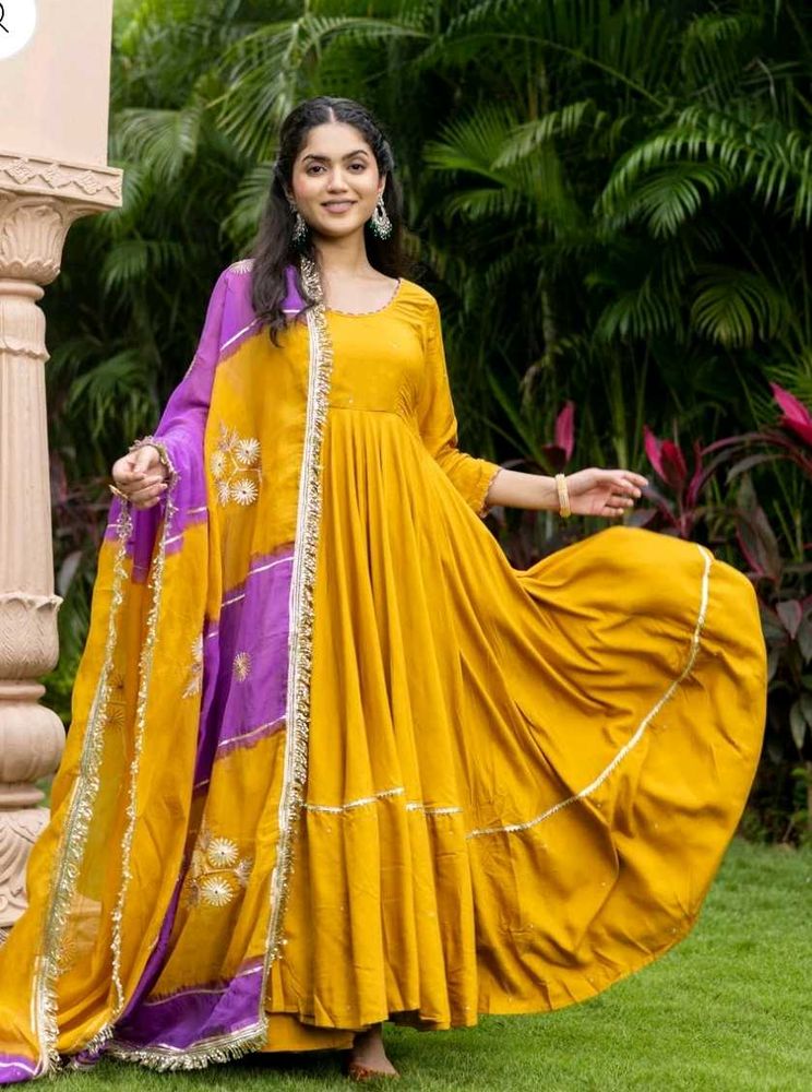 full flair Anarkali Kurta Set