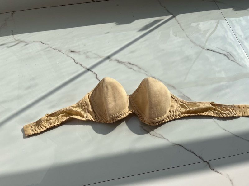 New Strapless Padded Bra