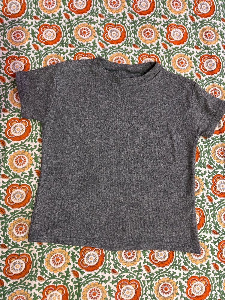 Basic two crop T-shirts