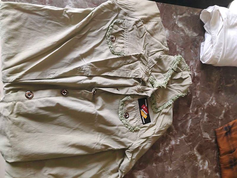 Stylish Khaki Kurta Set with Frayed Detail
