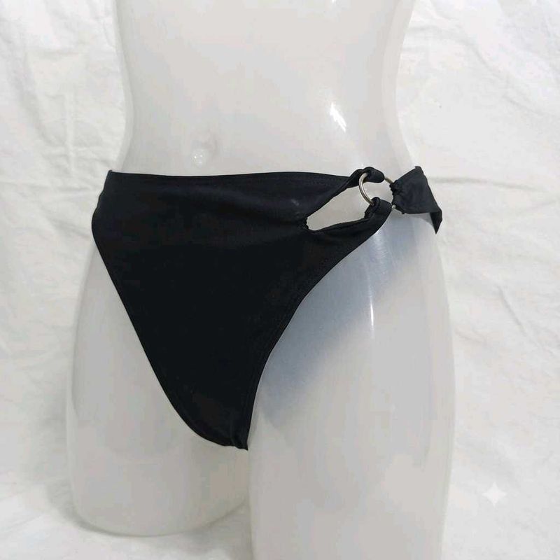 Black Bikini ⚛️Bottom with Ring Detail