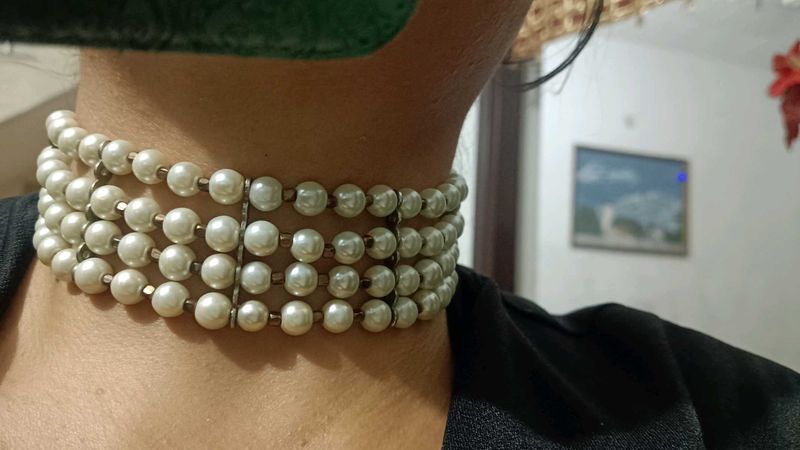 Pearl Choker Necklace