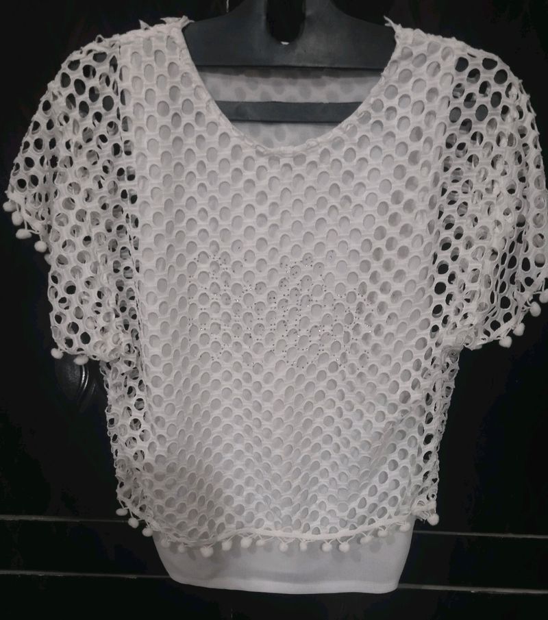 Beautiful White Hole Design Top With Strechble Inner Combo