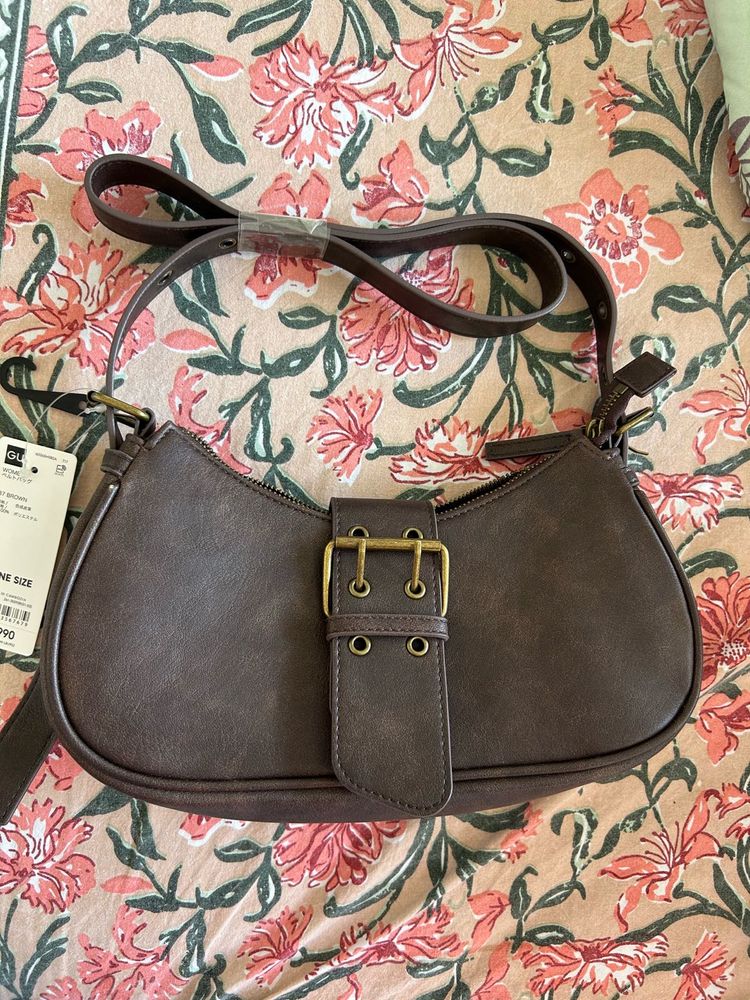 GU Brown Shoulder Bag – Japan 🇯🇵