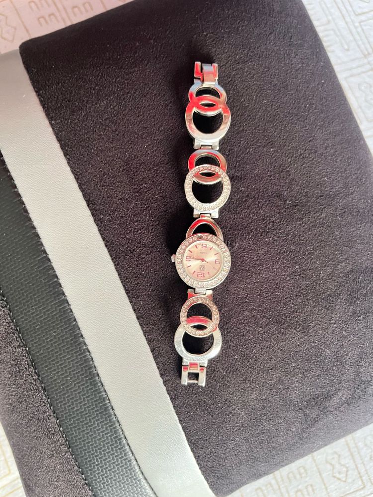 Elegant Women's Watch