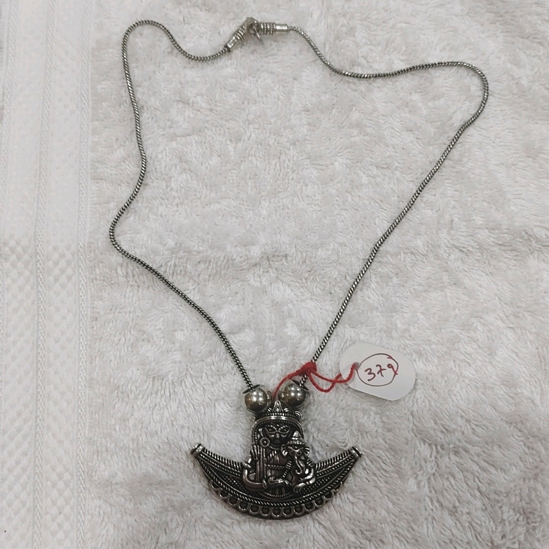 SLA long chain and pendant