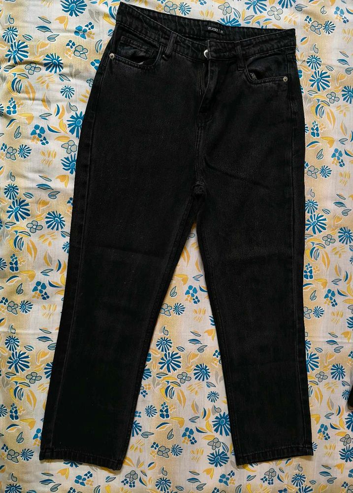 Black High-Waisted Jeans