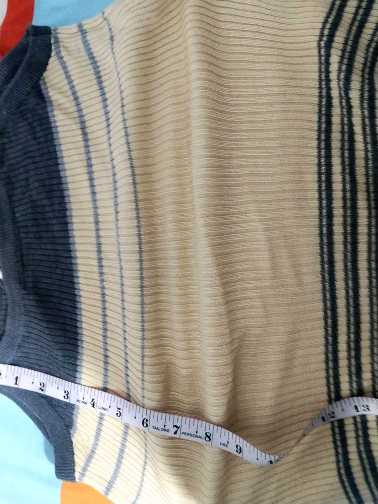 Striped Knit Topin