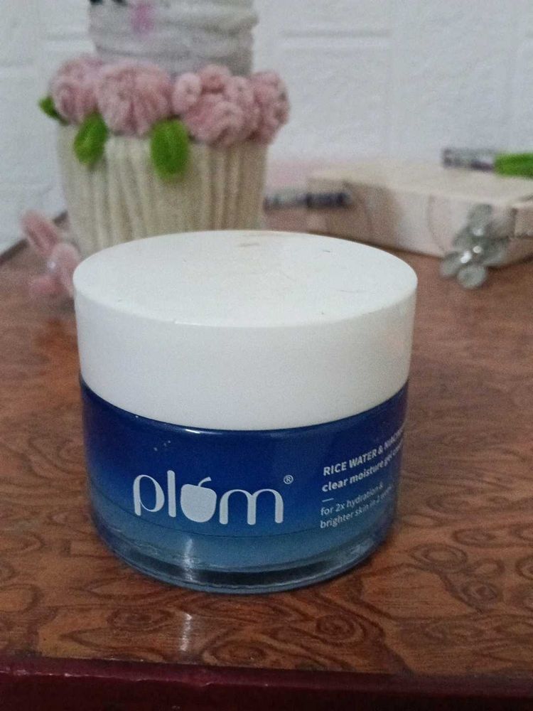 Plum Rice Water &amp; Niacinamide Gel