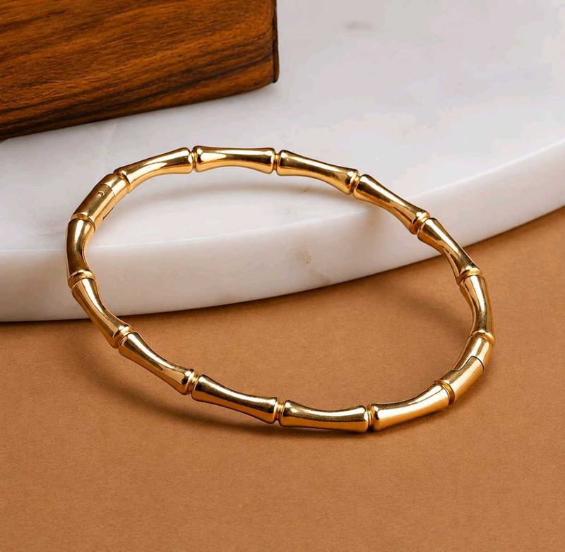 Elegant Bamboo Design Bangle