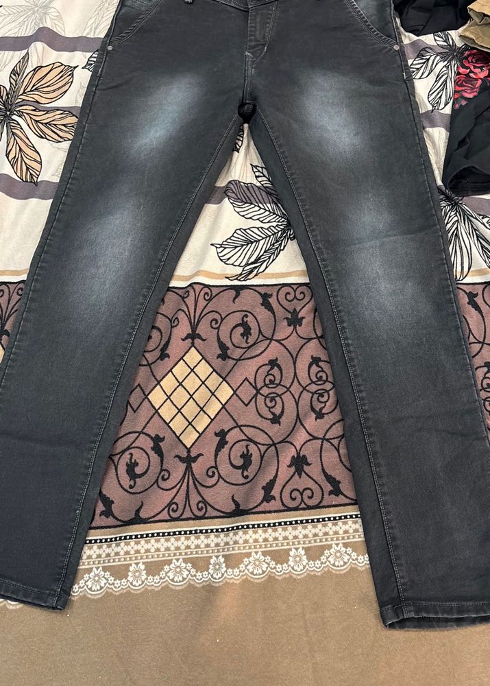 Stylish Grey Jeans