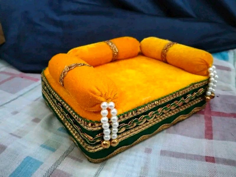 Kanha Ji Singhasan❤️