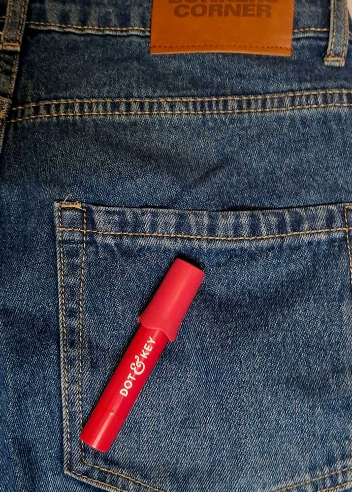 Dot &amp; Key Meltie Lip Balm – Strawberry Glaze