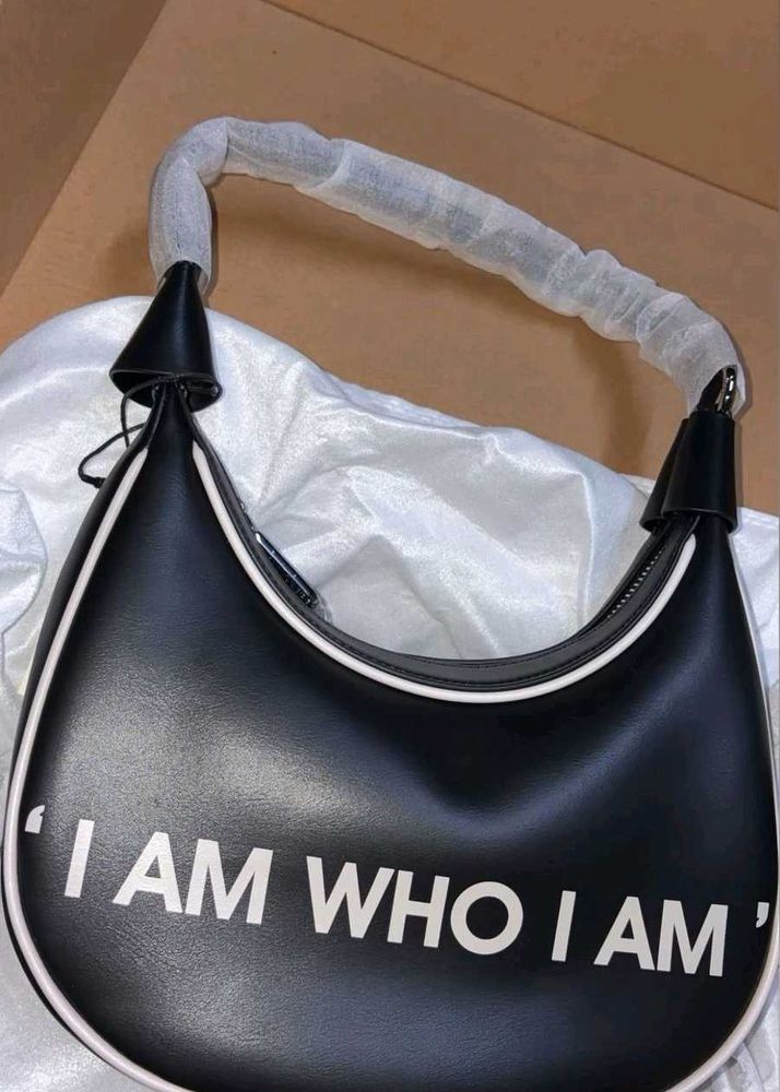 Black Hobo Bag "I AM WHO