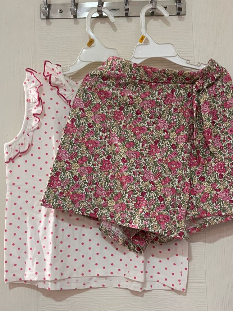 Cute Polka Dot Top and skort set 8-10 yrs
