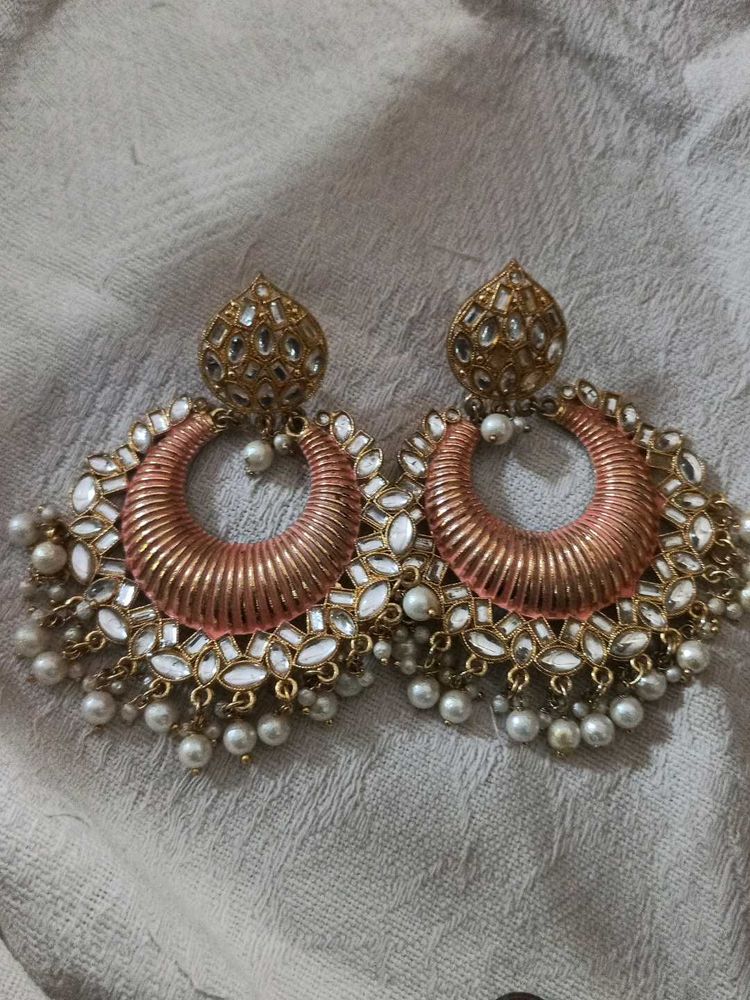 Elegant Gold and Pearl Jhumka Earrings
