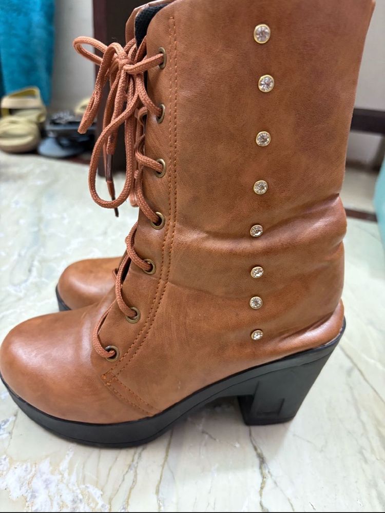 Stylish Brown Lace-Up Boots with Embellishments