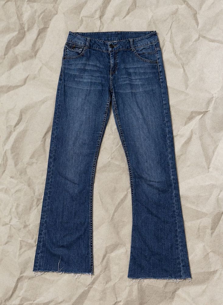 ˖ ࣪⊹๋࣭ ⭑ Vintage Blue Flared Jeans