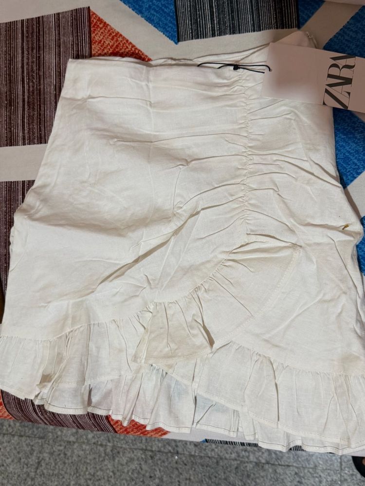 Zara White Ruffle Mini Skirt