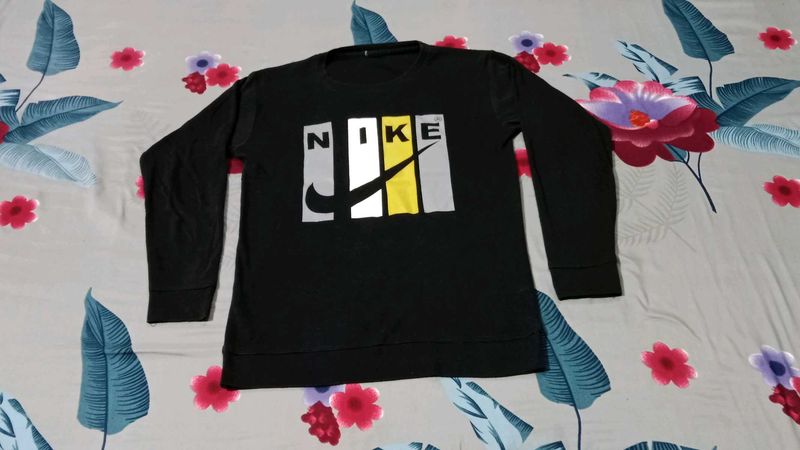 Nike Long Sleeve Graphic Tee
