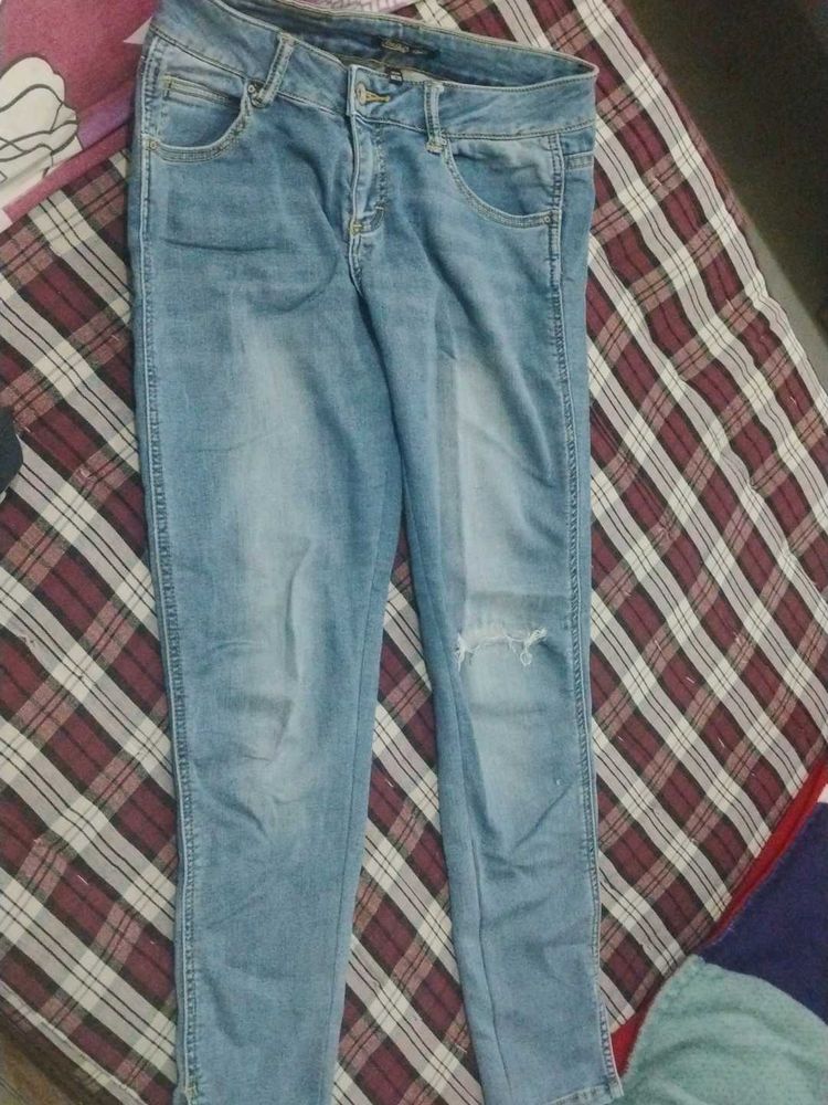 MYSTERY CLOTHING BOX
