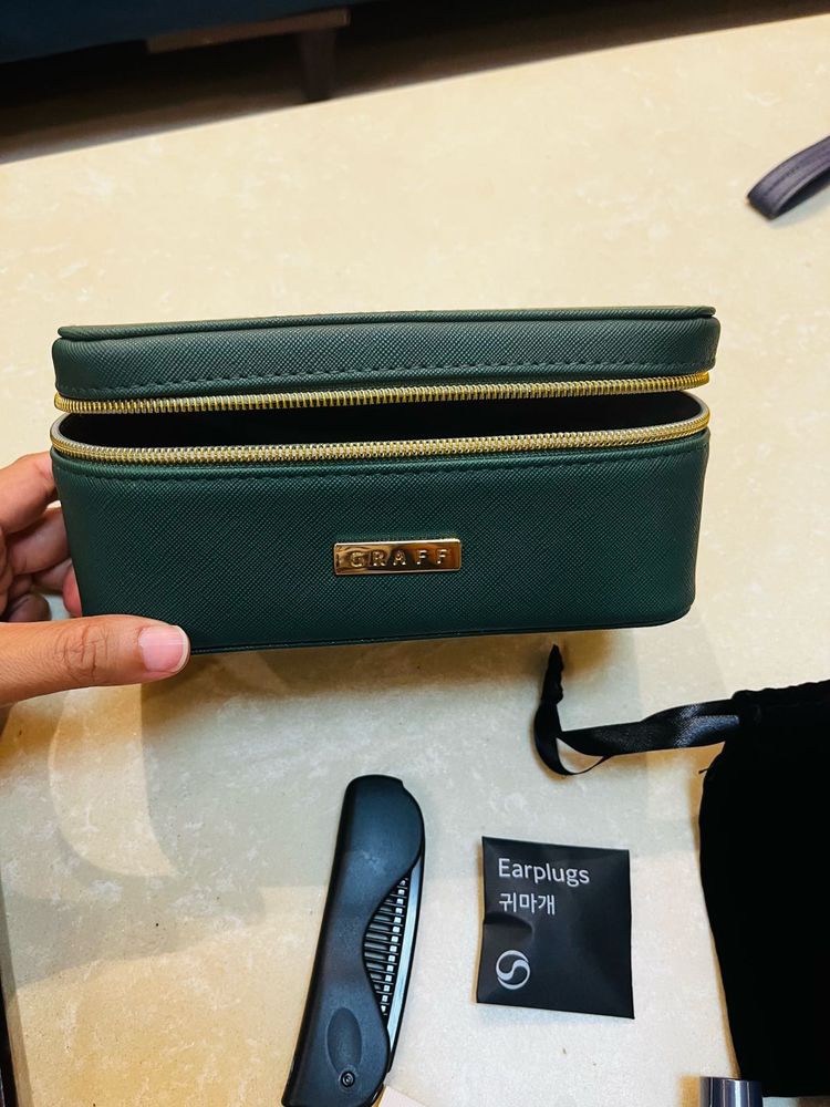Graff Travel Pouch with perfume and creams