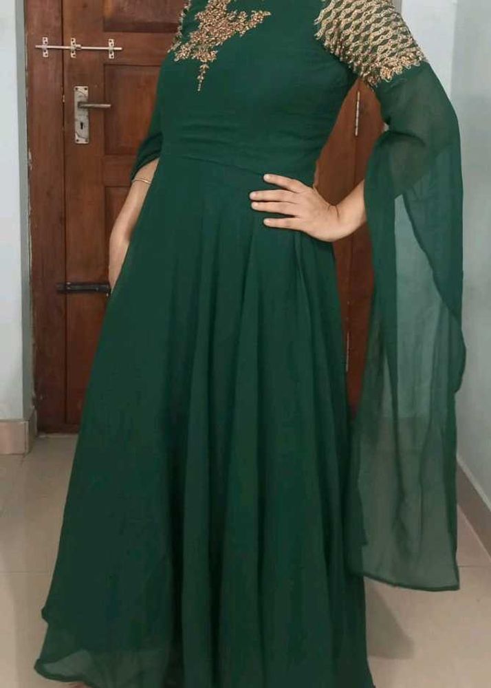 Elegant Emerald Green Ethnic Gown