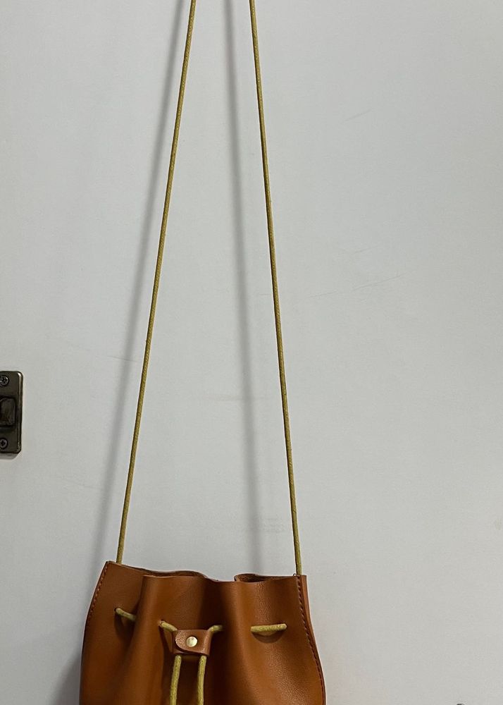 Stylish Tan Leather Bucket Bag
