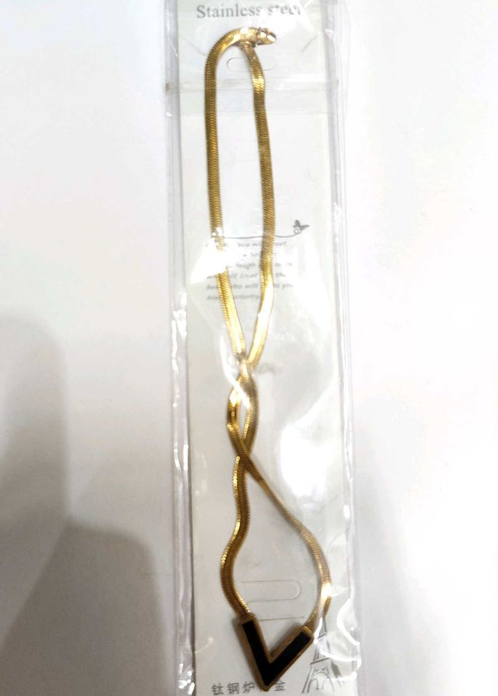 Gold Plated V Pendant Necklace