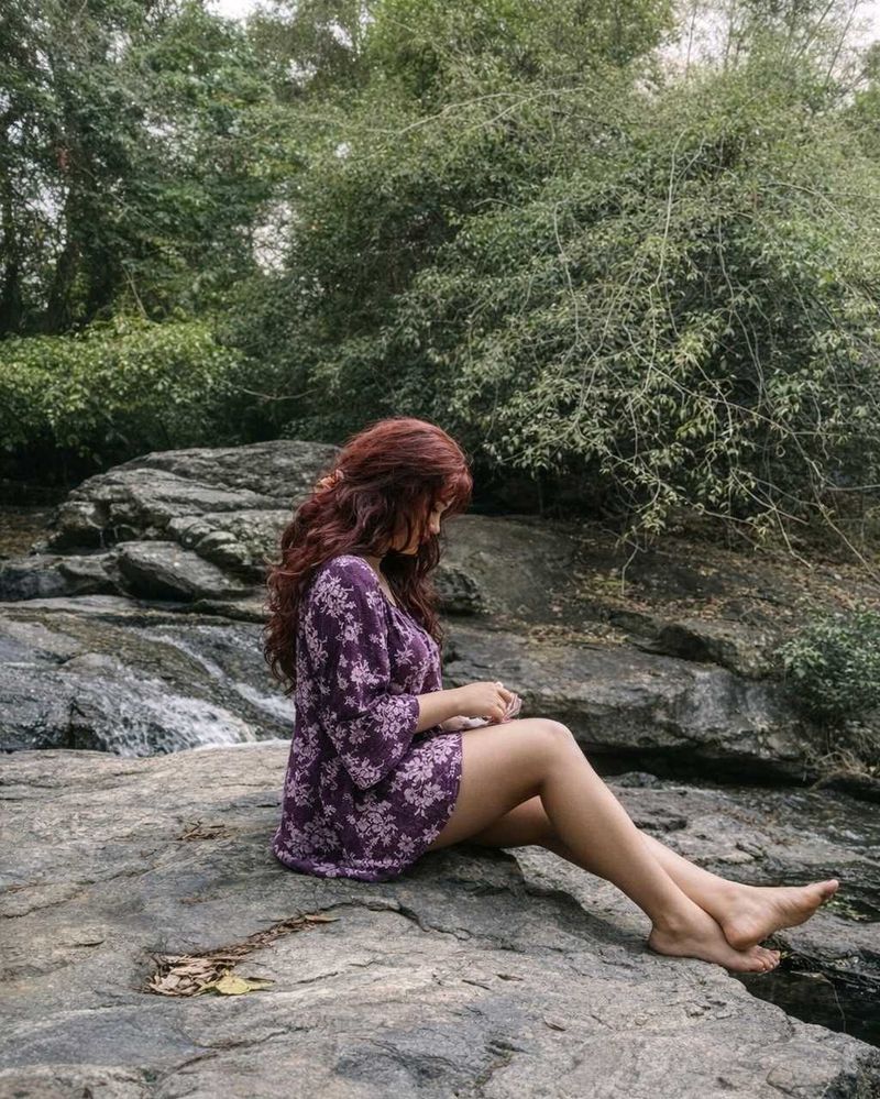 violet Pantaloons floral top