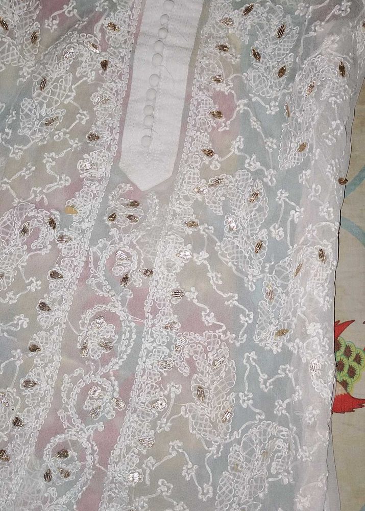 Lucknow Chikankari Kurti