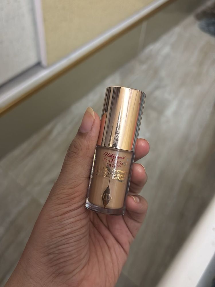 Charlotte Tilbury Hollywood Flawless Filter mini