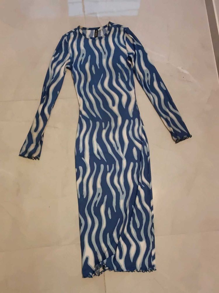 Blue &amp; White Zebra Print Midi Dress
